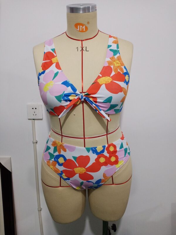 Women's Split Color Printing Plus Size Swimsuit - Image 2